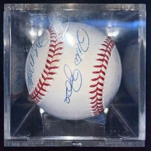 Cincinnati Reds’ 70’s “Big Red Machine” Signed Baseball
